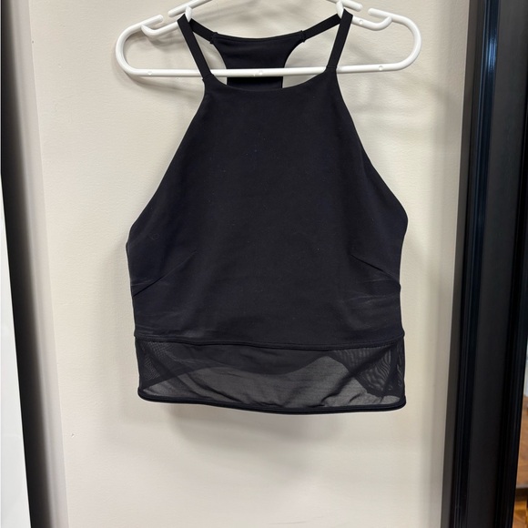 Nulu High-Neck Mesh-Hem Tank Top
Light Support, B/C Cup - Picture 6 of 10